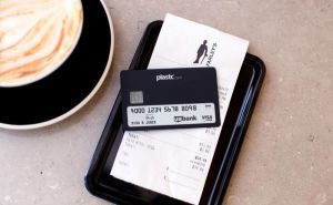 Plastc: a 'Meta' Card to Replace Your Entire Wallet