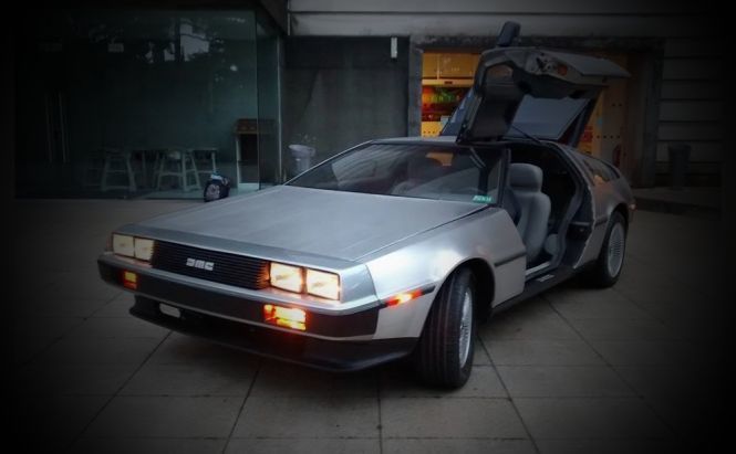 Irish students built an electric DeLorean