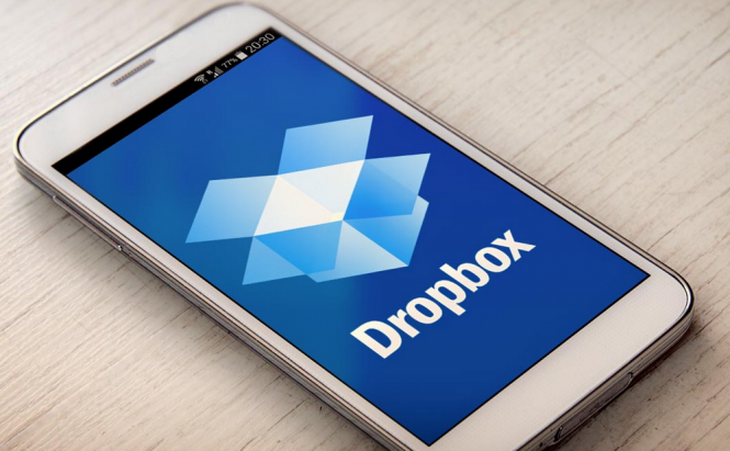 Dropbox will soon allow mobile users to save files locally